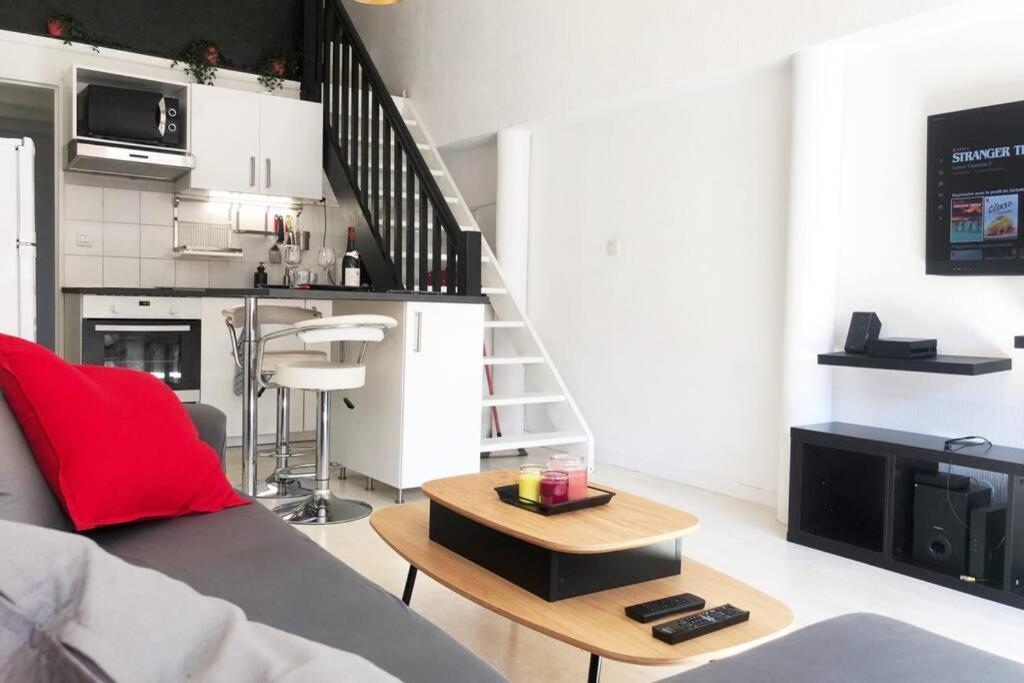 شقة Loft Sous Les Toits Lumineux - Capitole-Daurade-Esquirol - Wifi تولوز المظهر الخارجي الصورة